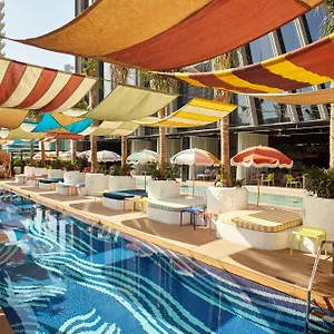 Mama Shelter Hotel